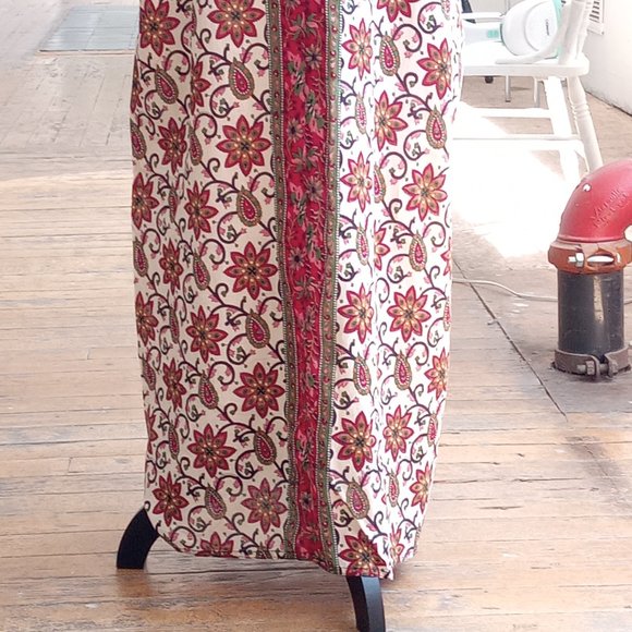 Vintage Floral Maxi Mumu - Picture 8 of 10